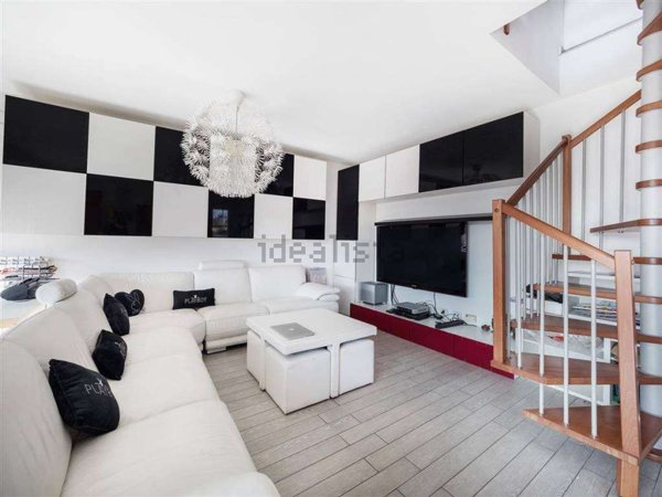 appartamento in vendita a Milano in zona Affori