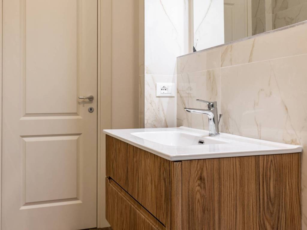 appartamento in vendita a Milano in zona Corvetto