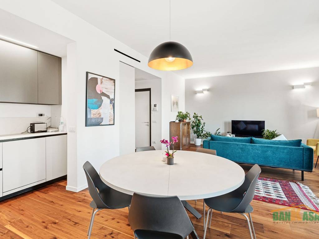 appartamento in vendita a Milano in zona Sempione