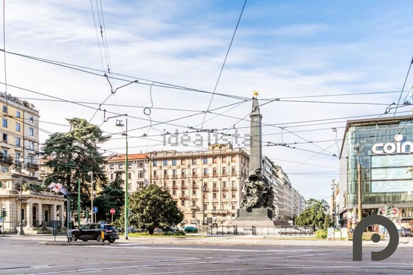 appartamento in vendita a Milano in zona Cinque Giornate