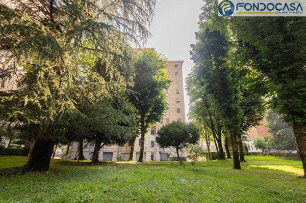 appartamento in vendita a Milano in zona Chiesa Rossa