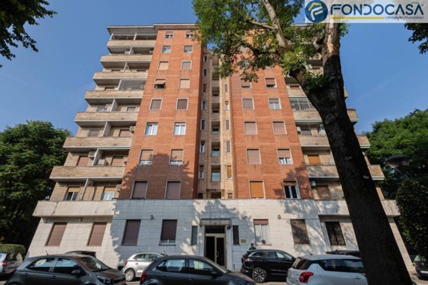 appartamento in vendita a Milano in zona Chiesa Rossa