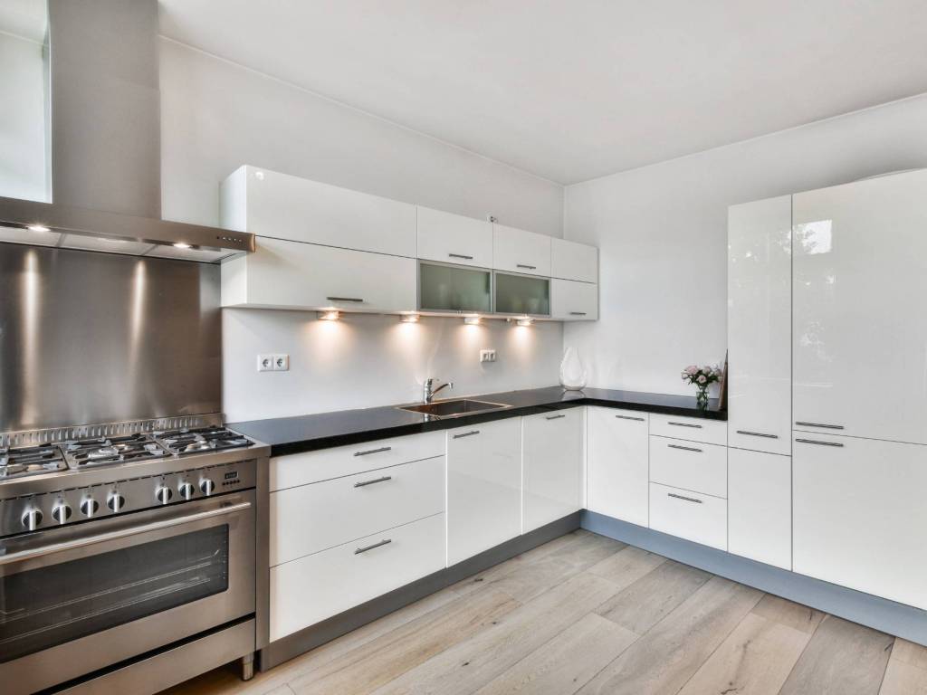 appartamento in vendita a Milano in zona Solari