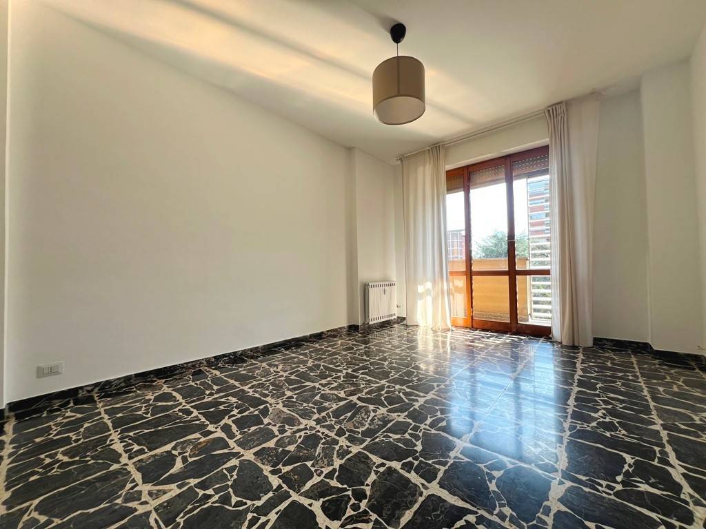 appartamento in vendita a Milano in zona QT8