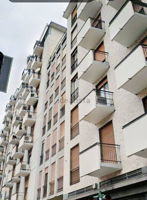 appartamento in vendita a Milano in zona Corvetto