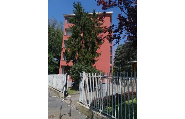 appartamento in vendita a Milano in zona Baggio