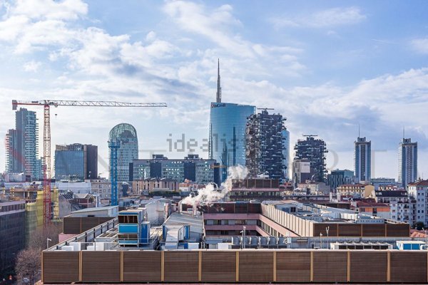 appartamento in vendita a Milano in zona Isola