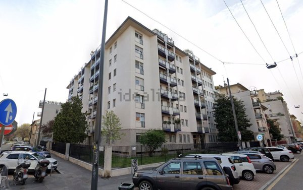 appartamento in vendita a Milano in zona Bocconi