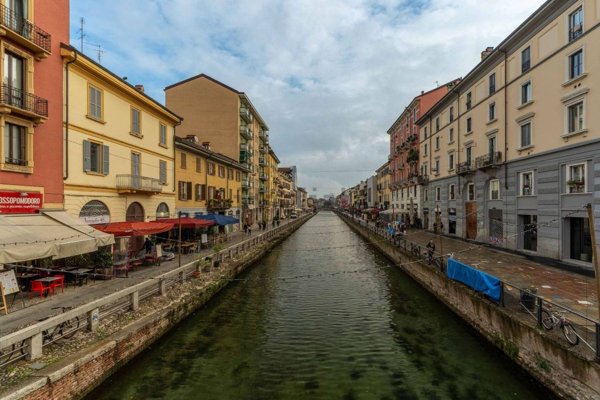 appartamento in vendita a Milano in zona Porta Genova