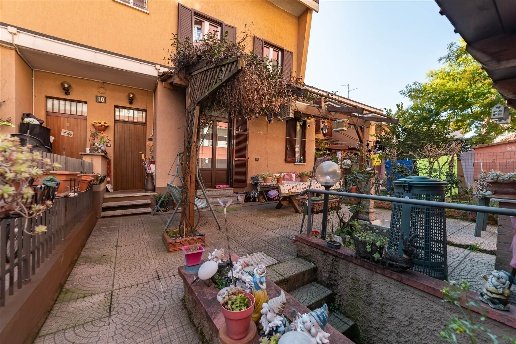 appartamento in vendita a Milano in zona San Siro