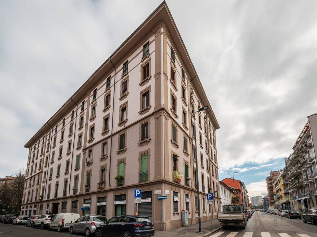 appartamento in vendita a Milano in zona Corvetto