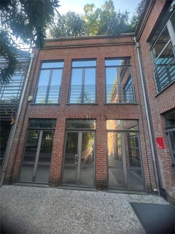 appartamento in vendita a Milano in zona San Cristoforo