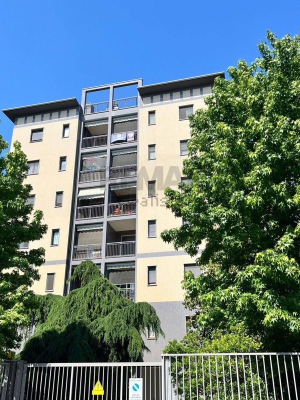 appartamento in vendita a Milano in zona Quarto Cagnino