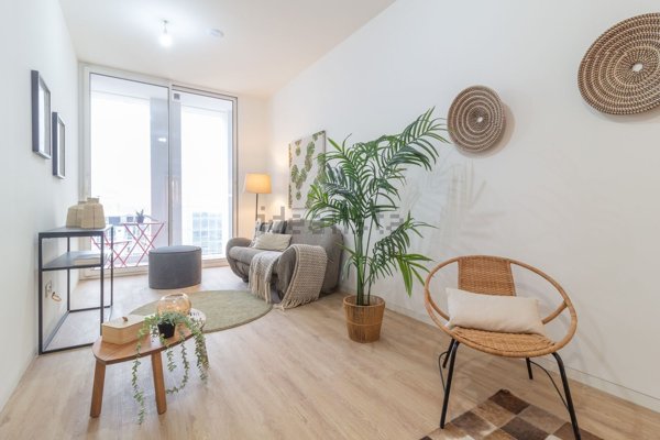 appartamento in vendita a Milano in zona Vigentino