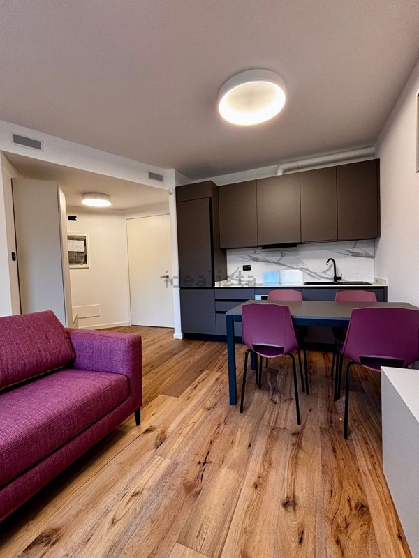 appartamento in vendita a Milano in zona Isola