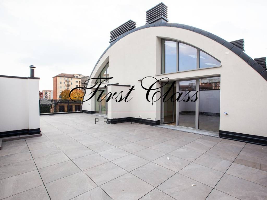 appartamento in vendita a Milano in zona Barona