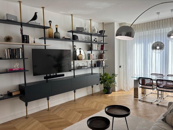 appartamento in vendita a Milano in zona Isola