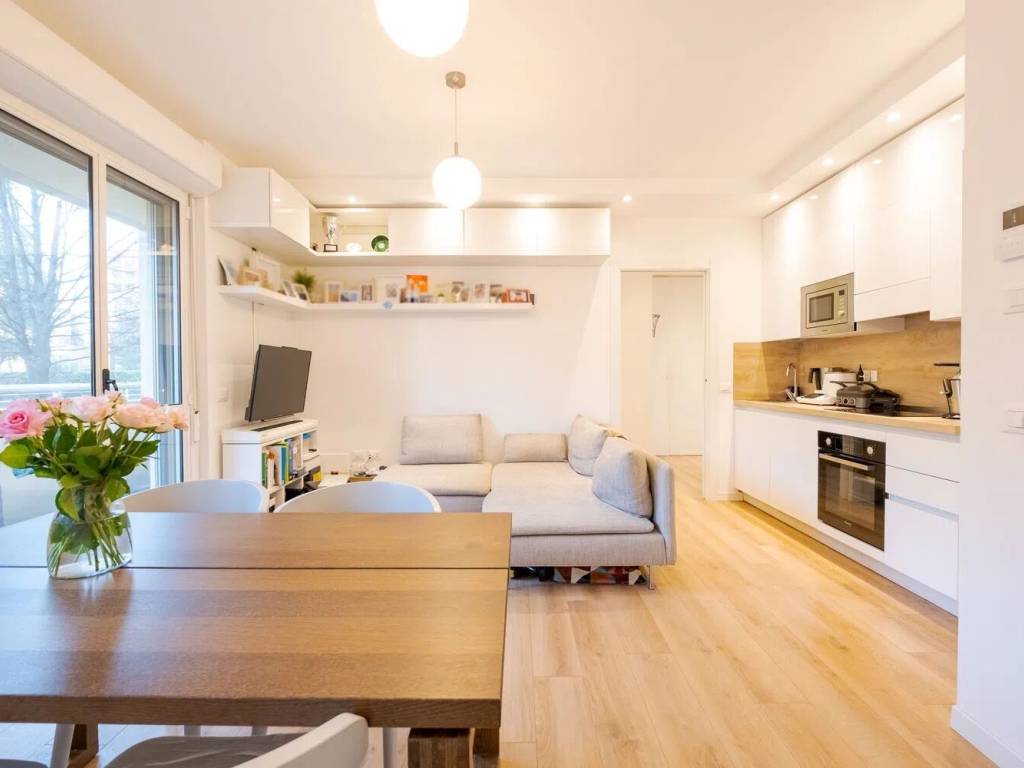 appartamento in vendita a Milano in zona Barona