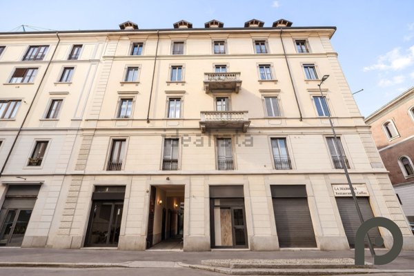 appartamento in vendita a Milano in zona Guastalla