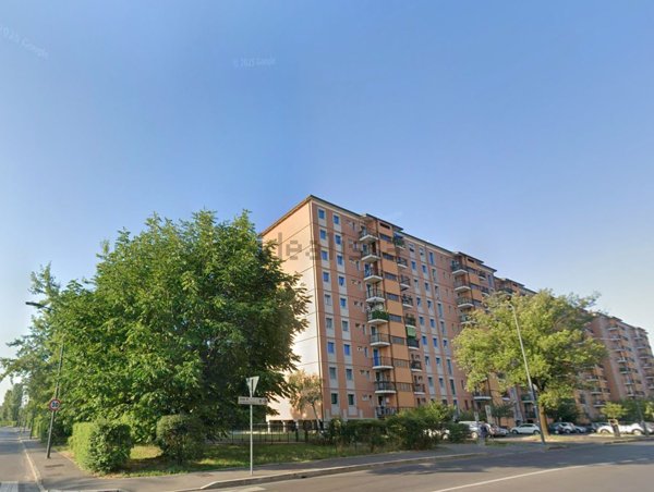 appartamento in vendita a Milano in zona Ronchetto sul Naviglio