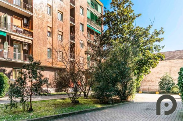 appartamento in vendita a Milano in zona Dergano