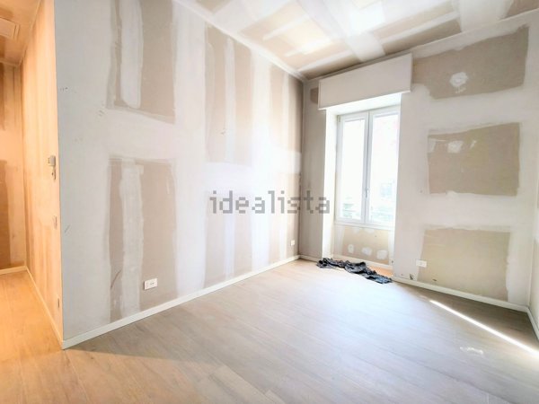 appartamento in vendita a Milano in zona Porta Genova