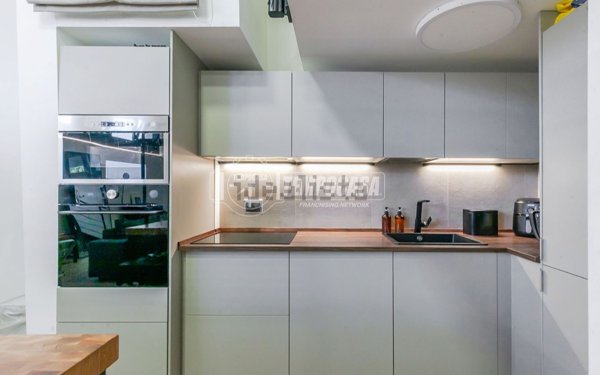 appartamento in vendita a Milano in zona Dergano