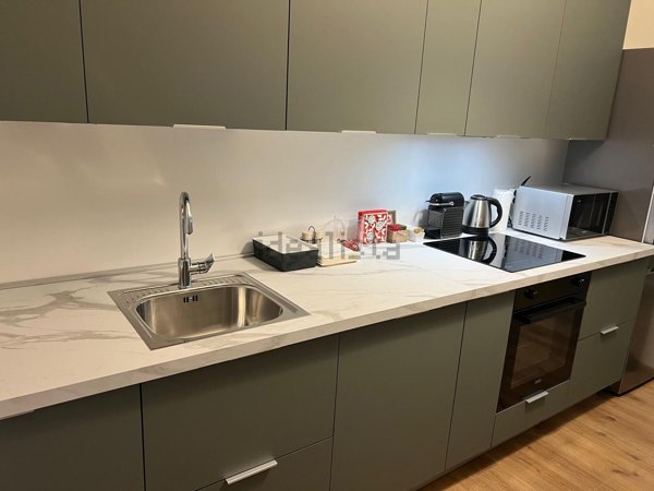 appartamento in vendita a Milano in zona Famagosta