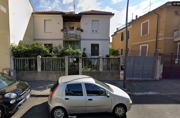 appartamento in vendita a Milano in zona Baggio
