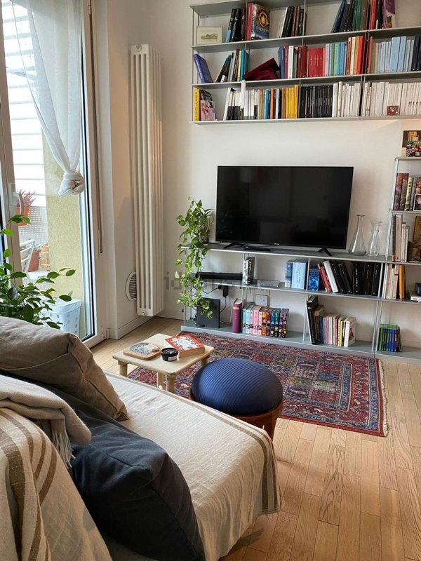 appartamento in vendita a Milano in zona Villapizzone