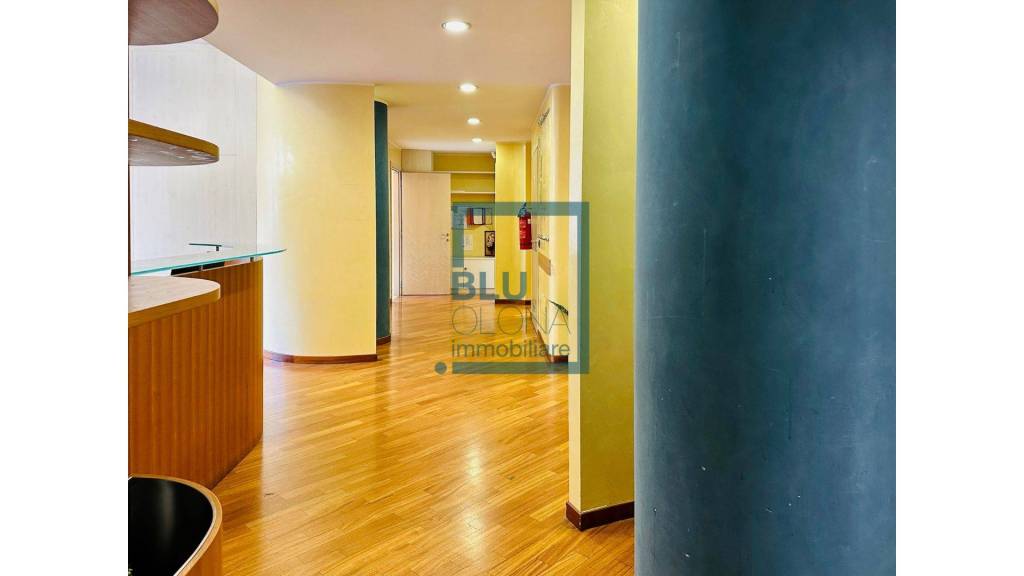 appartamento in vendita a Milano in zona Centro Direzionale