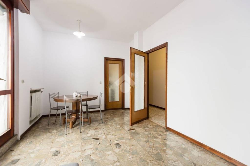 appartamento in vendita a Milano in zona Niguarda