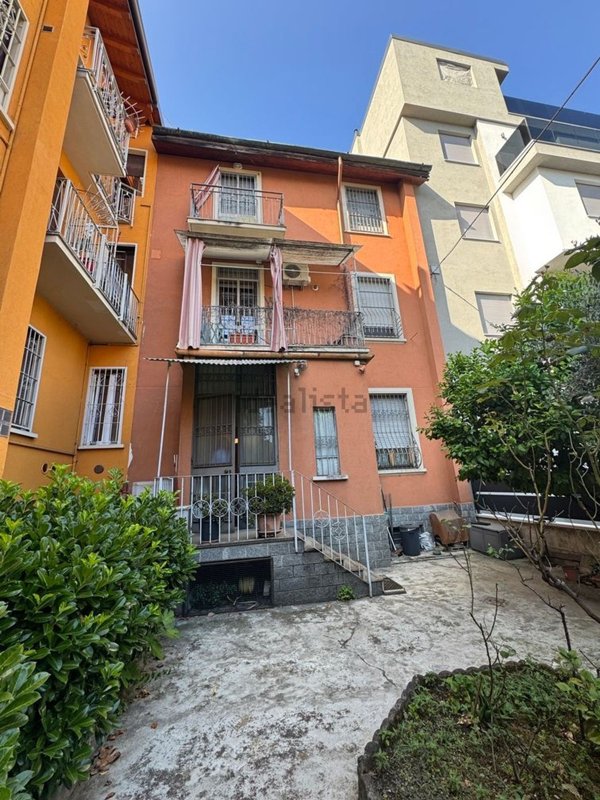 appartamento in vendita a Milano in zona Maggiolina