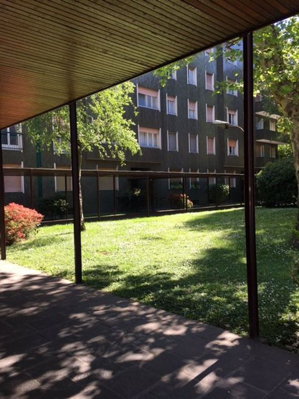 appartamento in vendita a Milano in zona Lorenteggio