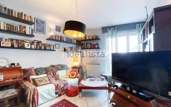 appartamento in vendita a Milano in zona Lambrate