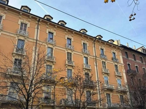 appartamento in vendita a Milano in zona Centro Direzionale