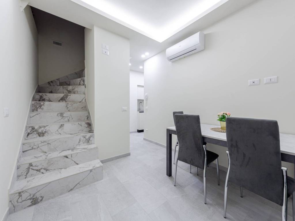 appartamento in vendita a Milano in zona Città Studi