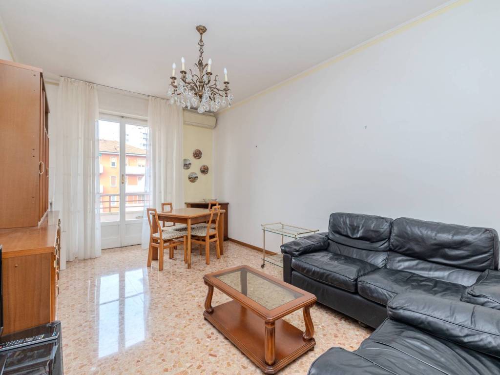 appartamento in vendita a Milano in zona Niguarda
