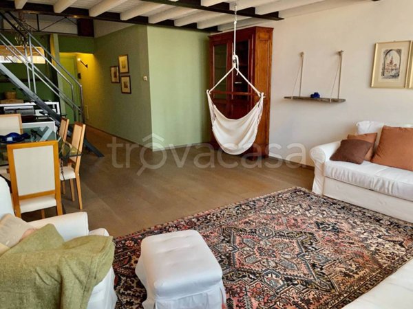 appartamento in vendita a Milano in zona Barona