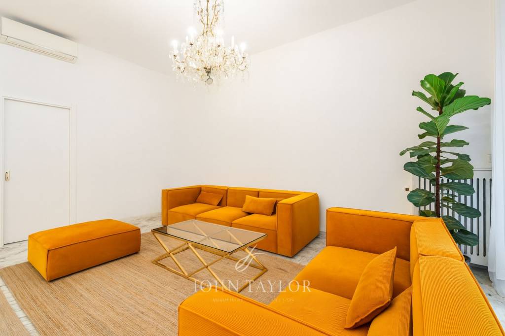 appartamento in vendita a Milano in zona Porta Garibaldi