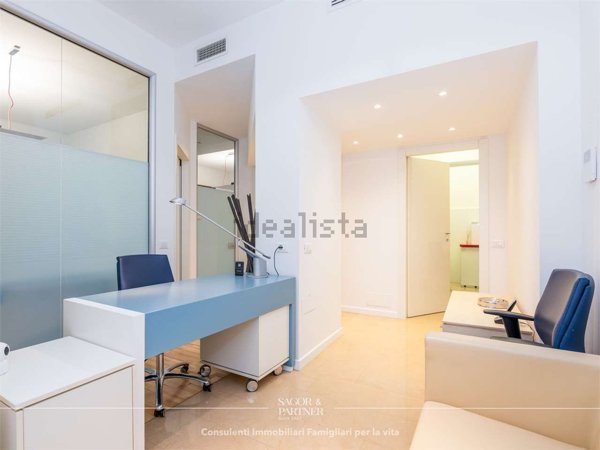 ufficio in vendita a Milano