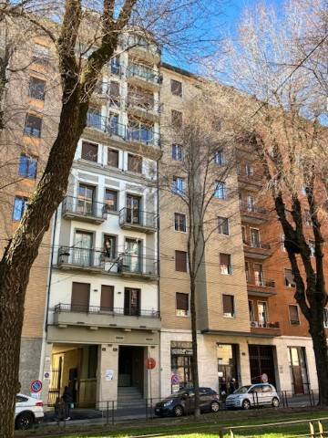 appartamento in vendita a Milano in zona Isola