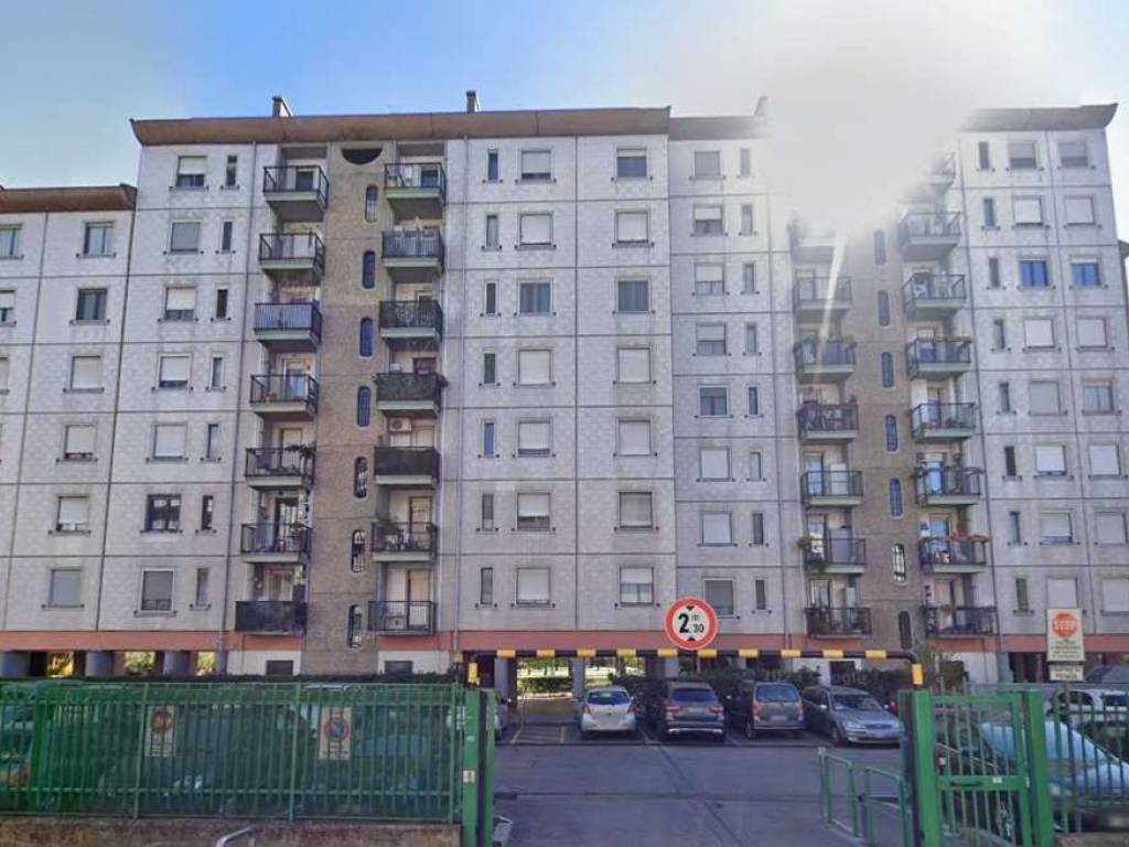 appartamento in vendita a Milano in zona Niguarda