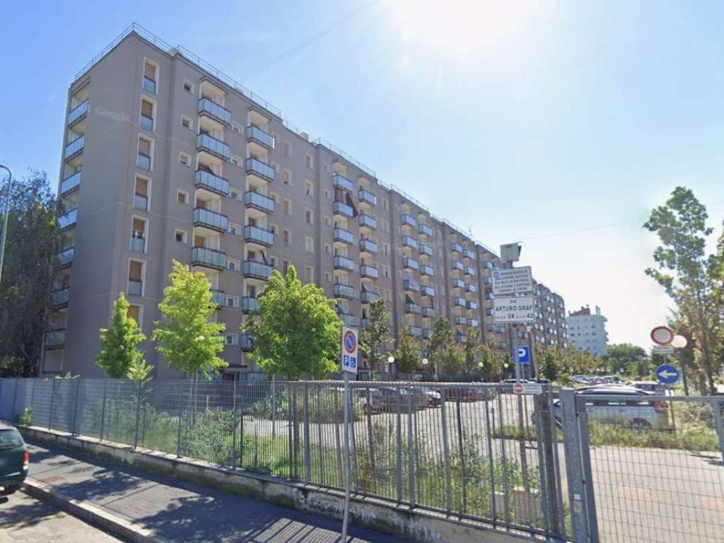 appartamento in vendita a Milano in zona Bovisa