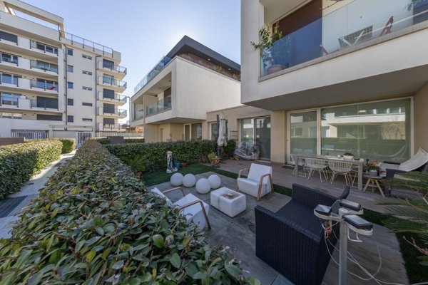 appartamento in vendita a Milano in zona Comasina