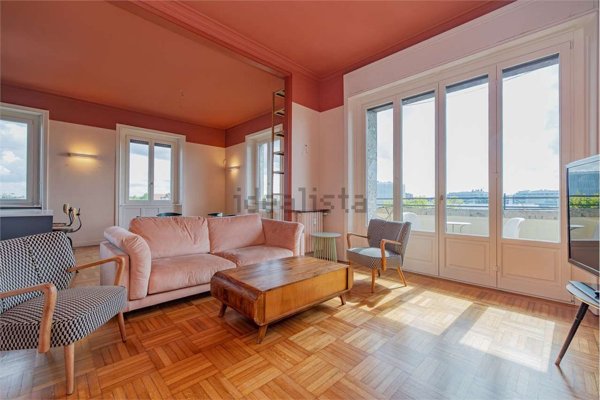 appartamento in vendita a Milano in zona Bocconi