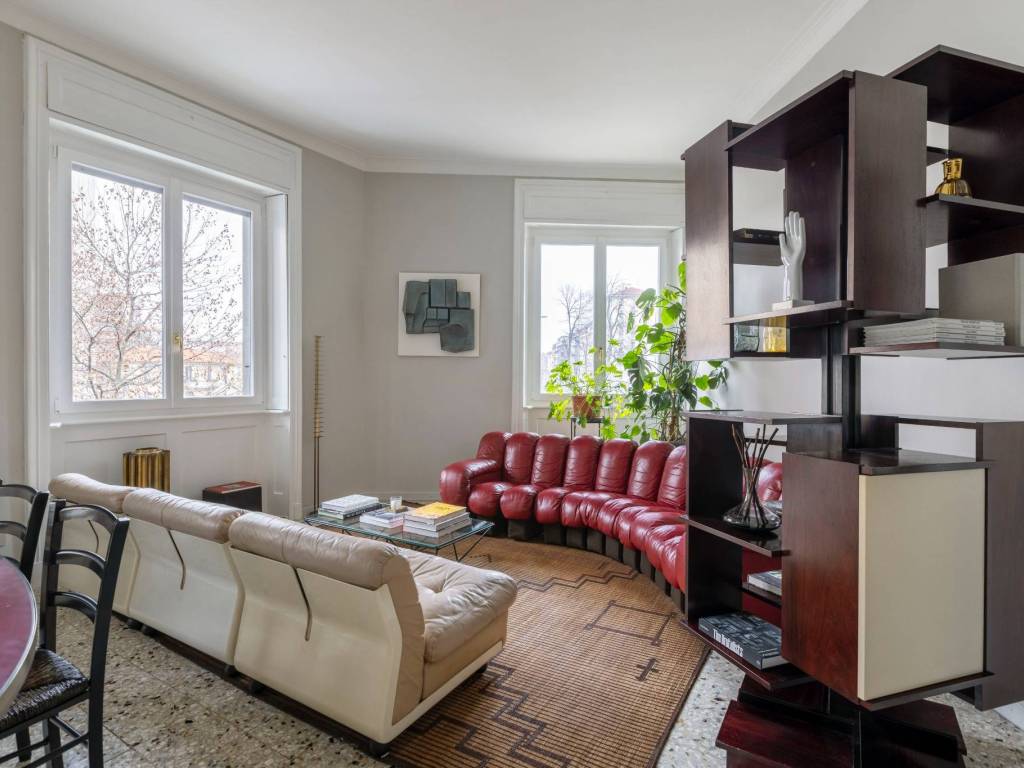 appartamento in vendita a Milano in zona Città Studi