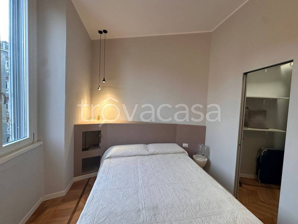 appartamento in vendita a Milano in zona Sempione