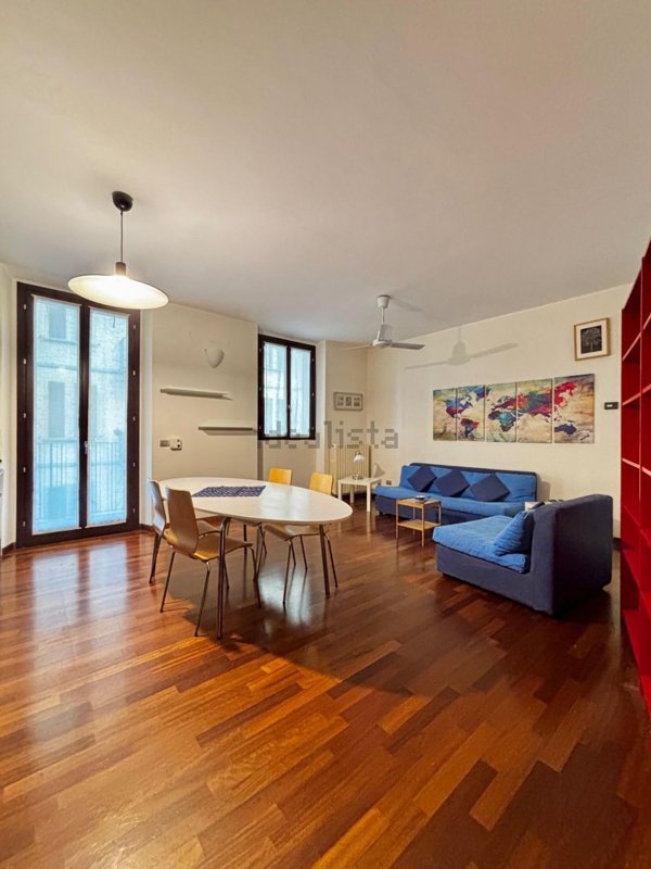 appartamento in vendita a Milano in zona San Cristoforo