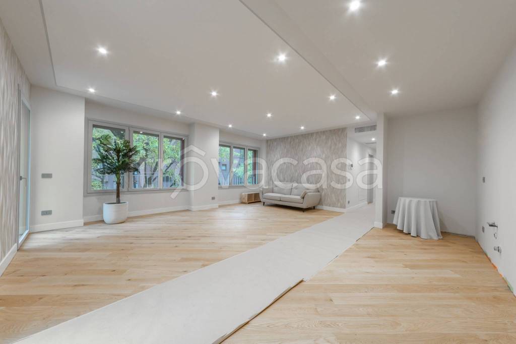 appartamento in vendita a Milano in zona Porta Romana